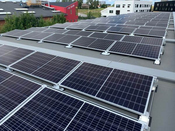 Groen-energi-solceller-solcellepaneler